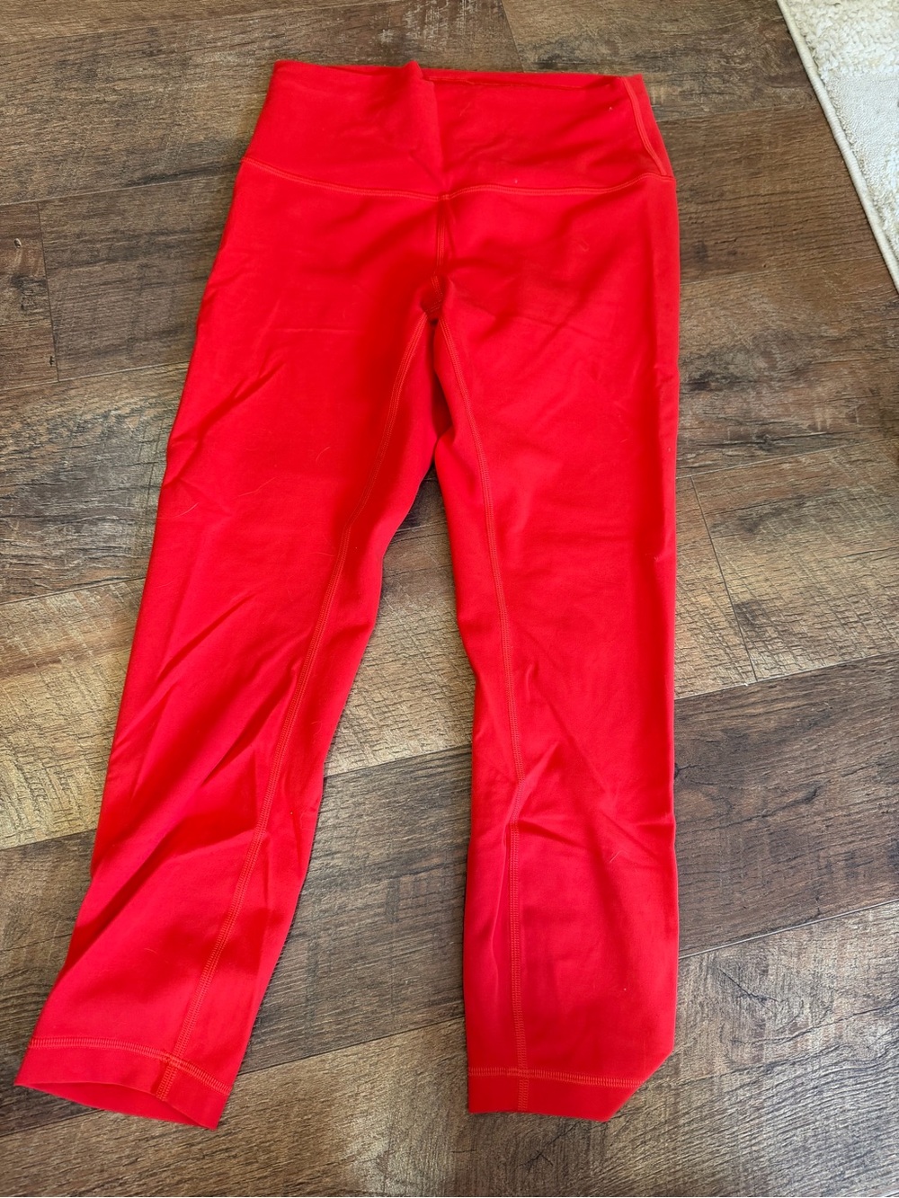 Lululemon Wondertrain crop Leggings 23”